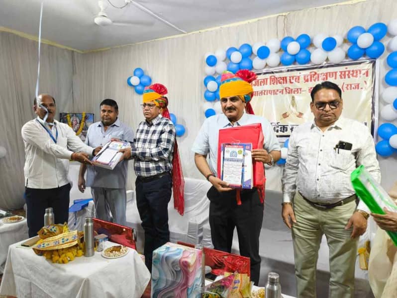 डाइट झालरापाटन में शोध पुस्तिका वार्षिक पत्रिका विमोचन कार्यक्रम आयोजित