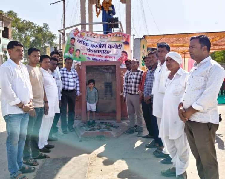 टोडारायसिंह में कांग्रेस ने अंबेडकर जयंती श्रद्धा से मनाई