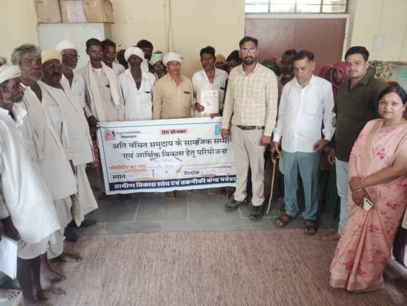 कचौलिया पंचायत शिविर में 40 लोगों को प्रमाण पत्र वितरित