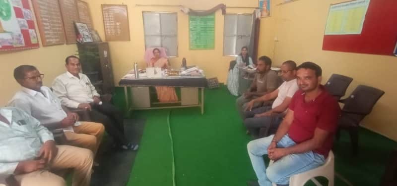 समराई विद्यालय बैठक में कला संकाय शुरू करने की मांग