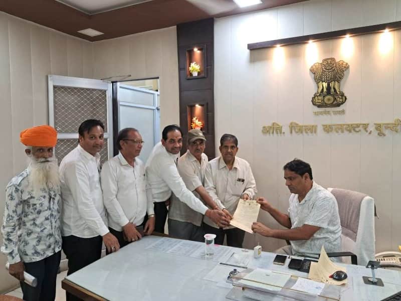 बूंदी में विश्व विरासत दिवस पर स्मारक संरक्षण को ज्ञापन