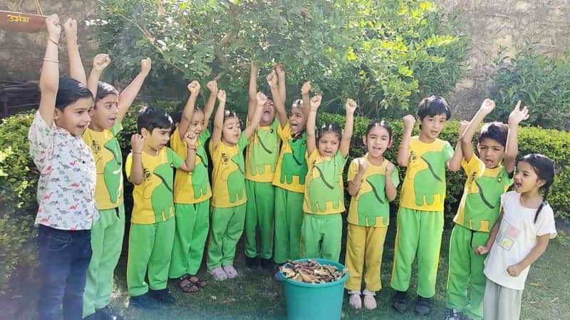 उमंग संस्थान ने पर्यावरण संदेश के साथ मनाया स्थापना दिवस