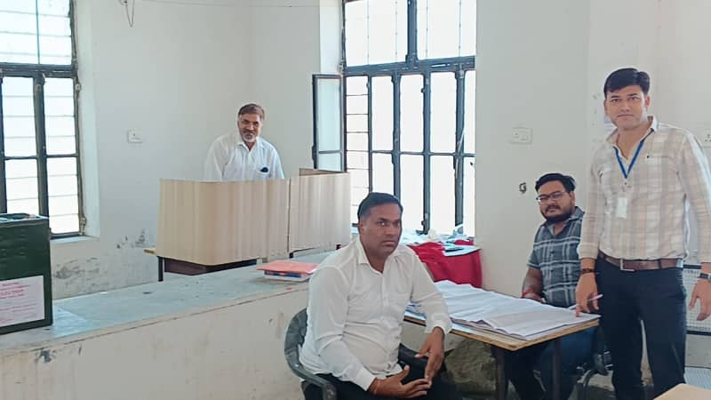 टोडारायसिंह बार काउंसिल चुनाव शांतिपूर्ण तरीके से सम्पन्न हुए