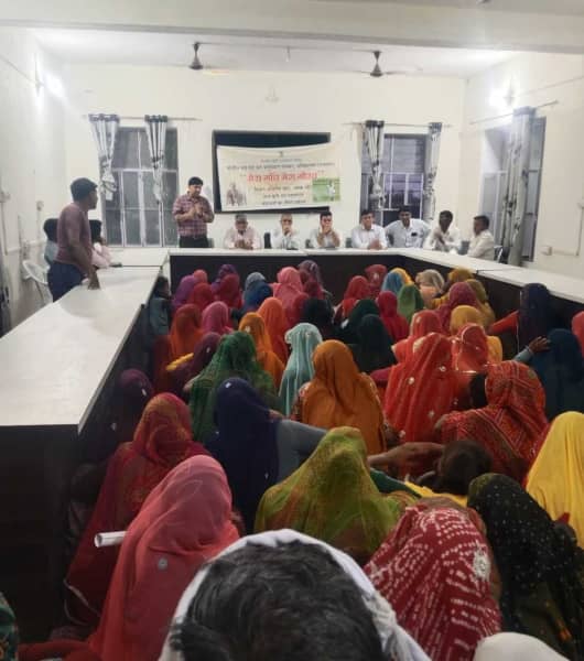 अविकानगर में किसानों को ऑर्गेनिक खेती के लिए किया जागरूक