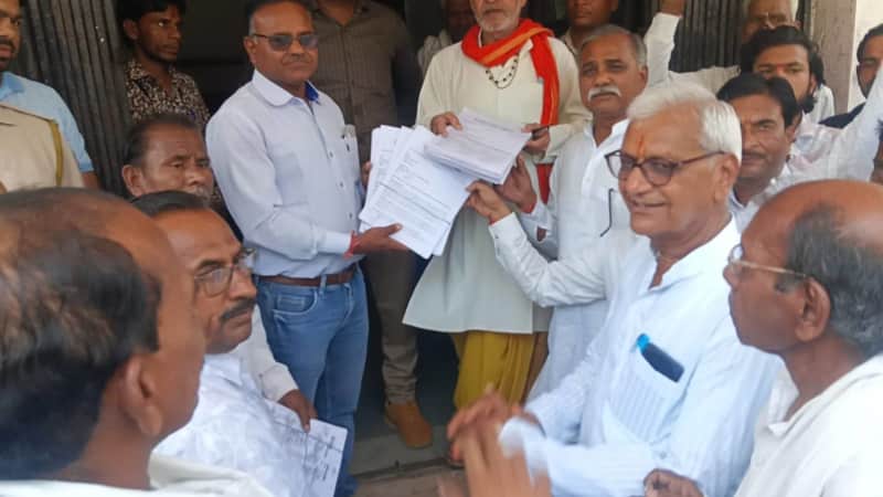 गौ माता को राष्ट्रीय माता घोषित करने सौंपा राष्ट्रपति को ज्ञापन