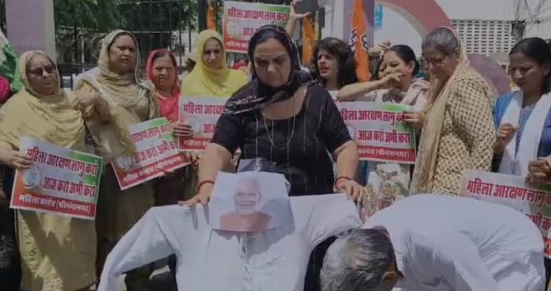 श्रीगंगानगर में महिला आरक्षण बिल लागू करने को प्रदर्शन तेज