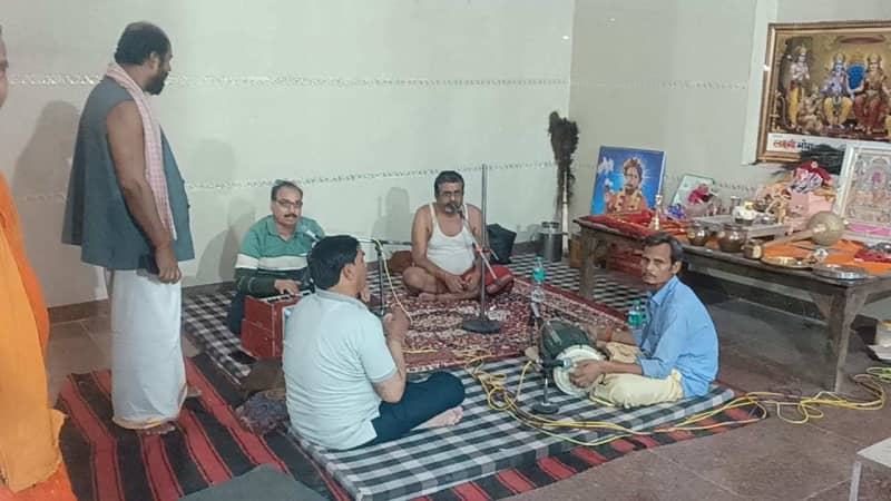 भूड़ा बालाजी मंदिर में अखंड रामधुन से गूंजा पूरा परिसर