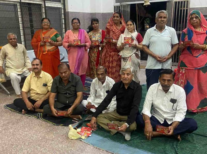 टोंक हाउसिंग बोर्ड में सामूहिक हनुमान चालीसा पठन आयोजित