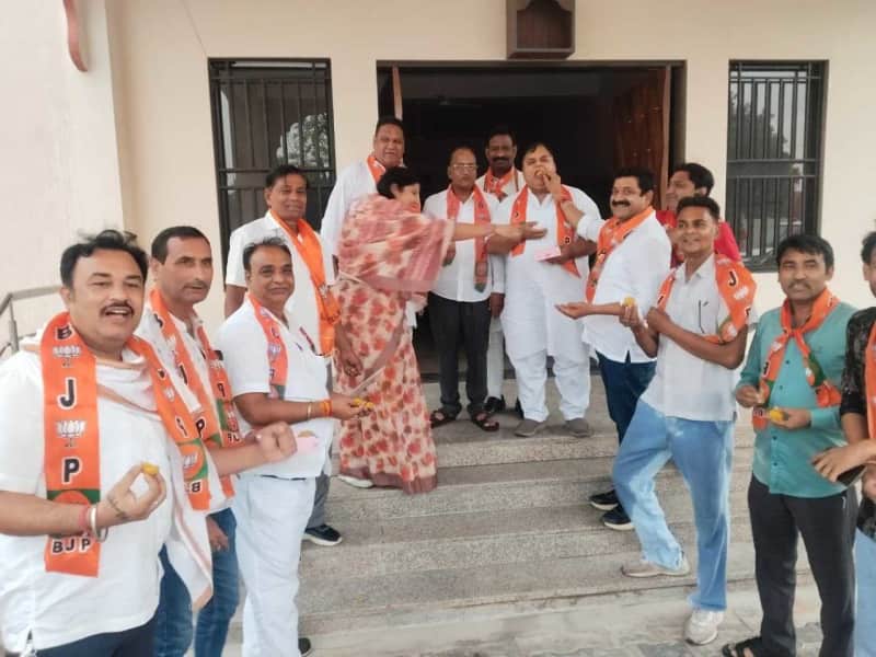 बूंदी में भाजपा की जीत पर कार्यकर्ताओं ने मनाया जश्न