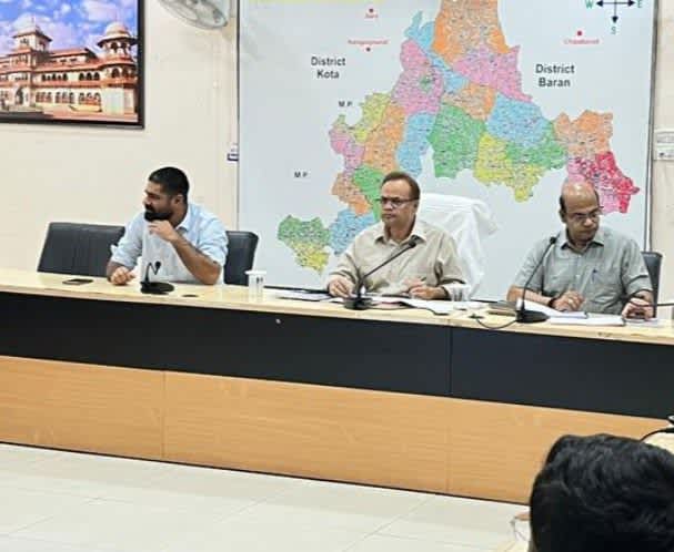 झालावाड़ में फ्लैगशिप योजनाओं की समीक्षा, दिए महत्वपूर्ण निर्देश