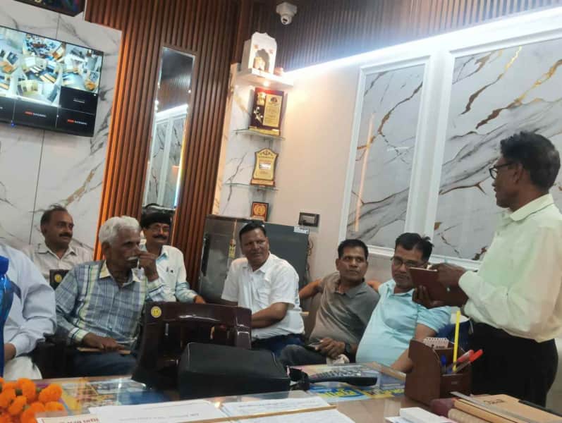 मांगरोल में महाकवि किशन वर्मा जयंती पर यादगार काव्य गोष्ठी आयोजन