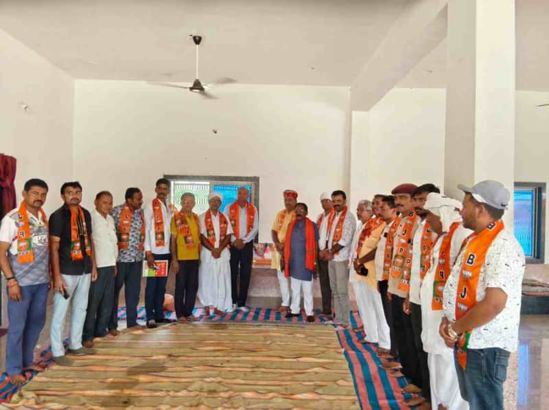 पुनासा में रमेश सोनी का भाजपा कार्यकर्ताओं ने किया सम्मान