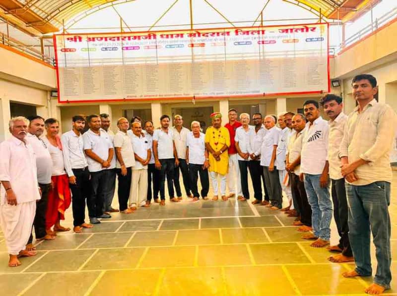 जालोर में समाज बैठक में रमेश सोनी का भव्य सम्मान
