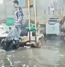 जयपुर एसएमएस ट्रॉमा सेंटर में बारिश से पानी भरा, इलाज प्रभावित हुआ
