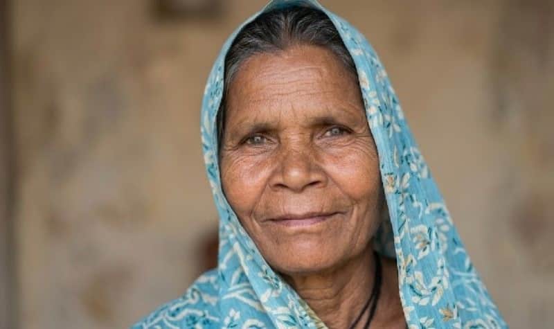 अशोकनगर में बुजुर्ग महिला की हत्या, PM आवास राशि पर सवाल