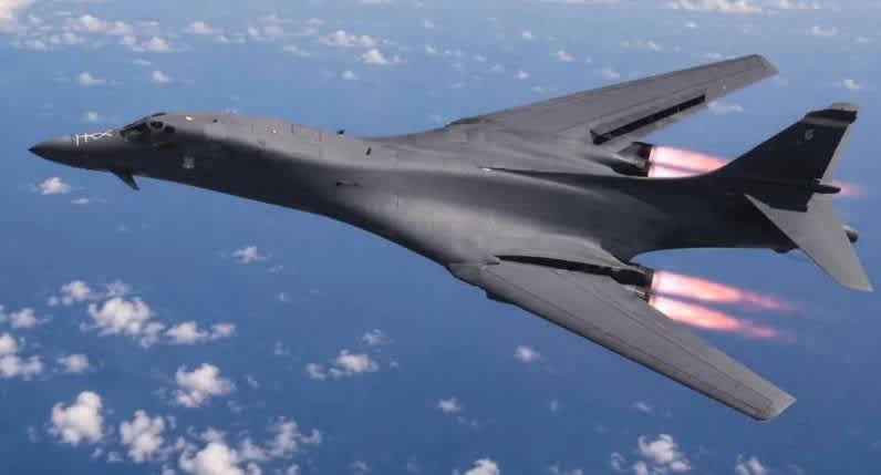 ईरान तनाव के बीच अमेरिका का B-1B Lancer मिशन, बढ़ा संकट