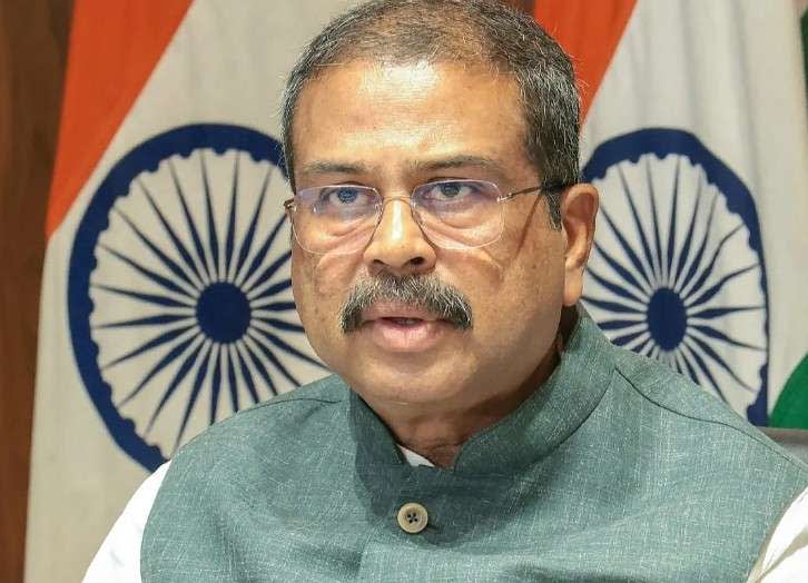 धर्मेंद्र प्रधान इस्तीफा: NEET विवाद के बीच शिक्षा मंत्रालय में हलचल