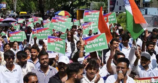 झारखंड छात्र आंदोलन तेज, सरकार से बातचीत को तैयार, रखी बड़ी शर्त