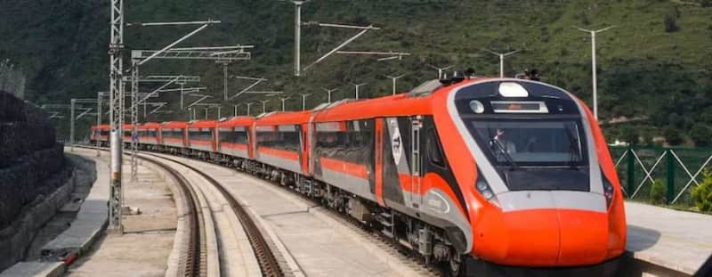 वंदे भारत की 162 ट्रेनें बनीं रेलवे की ‘कैश काउ’, तगड़ी कमाई