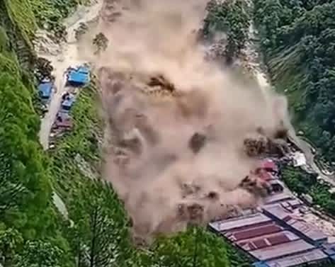 नेपाल में 2 नई झीलों से खतरा, 2500 लोग अब भी लापता