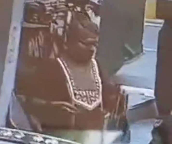 जयपुर ज्वेलरी शॉप में सोने की अंगूठी-टॉप्स चोरी, CCTV से तलाश
