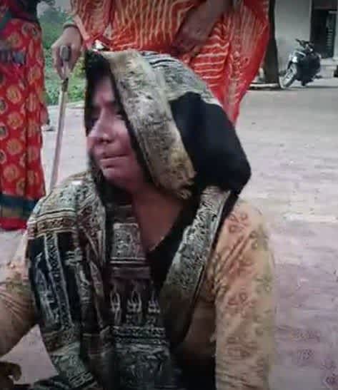 झांसी में शादी तय होने पर प्रेमी ने गर्लफ्रेंड को गोली मारी