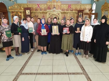 Воскресная школа для взрослых Покровского женского монастыря провела мероприятие, посвященное Патриарху Тихону