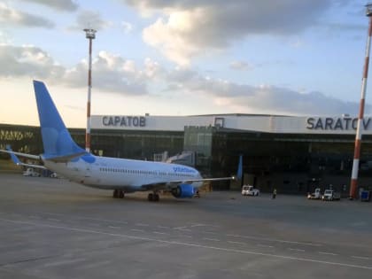 В аэропорту Саратова для опоздавших на регистрацию ввели незаконные штрафы