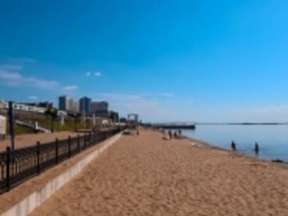 С завтрашнего дня на саратовском пляже на новой набережной официально открывается купальный сезон