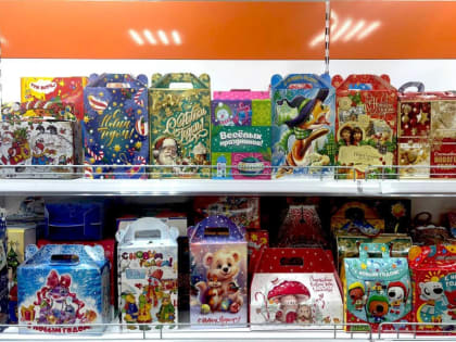 В Саратове вместо сладких подарков посетителям ярмарки продавали муляжи