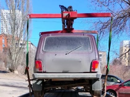 Молодой саратовец накатал штрафов на сотни тысяч рублей