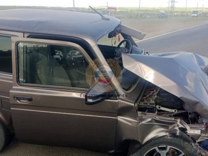 На дороге из Солнечного в Юбилейный не разъехались фургон и 