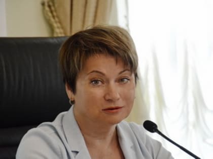 Елена Злобнова: «Депутатский корпус держит на контроле вопросы горячего питания в школах»