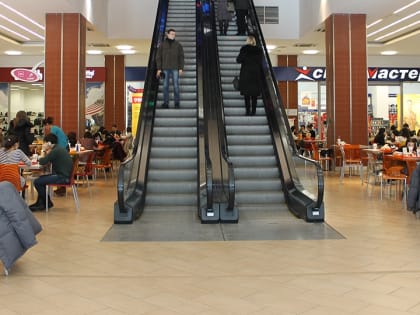 Кражи в спортивном магазине: задержана женщина в Саратове