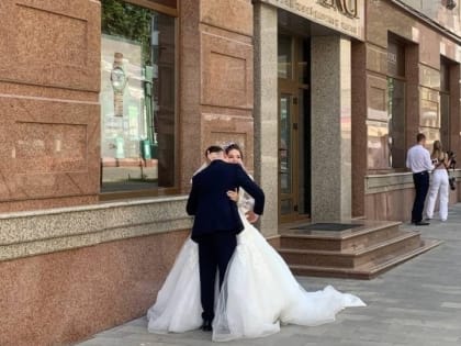 Саратовцам предложили пожениться в августовское воскресенье