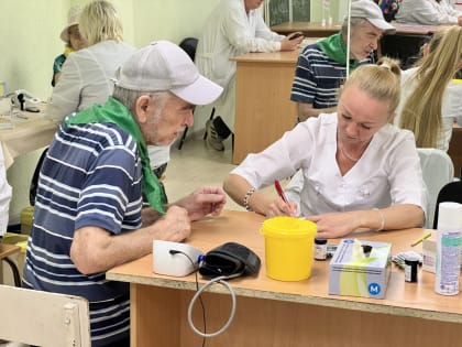 Спортивные мероприятия в Саратове: зарядка с мастером спорта