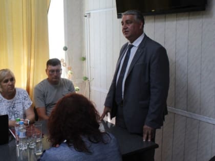 Алик Сабрига официально оставил пост главы Хвалынского МР. Назначен конкурс