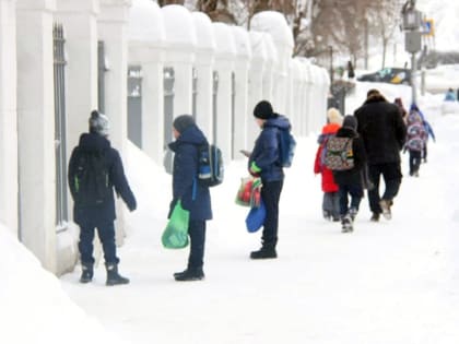 В школах Саратова возобновляются занятия