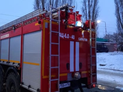 У подножья Лысой горы огонь уничтожил деревянные сараи