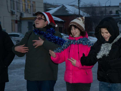 Торжественное открытие главной ёлку на Городской площади города Маркса