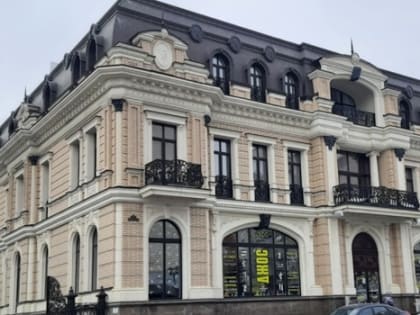 Саратовское правительство начинает судиться за здание у музея Федина