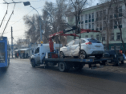 На Привокзальной площади эвакуированы автомобили, припаркованные с нарушением ПДД