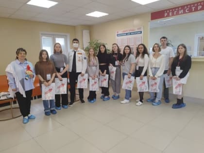 Студенты «СГМУ имени В.И. Разумовского» на экскурсии в Центре крови