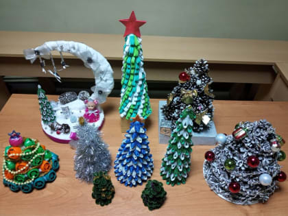 В Ртищевском благочинии прошёл конкурс детского творчества «Рождественская ёлочка»