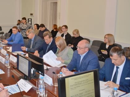 Состоялась рабочая встреча депутатов с руководством АО «Саратовгаз» и ООО «Газпром Межрегионгаз Саратов»