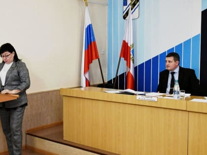 Глава района Фёдор Калмыков провёл очередное заседание постоянно действующего совещания