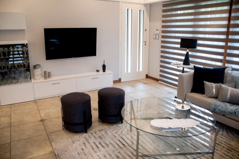 Modern Elegance