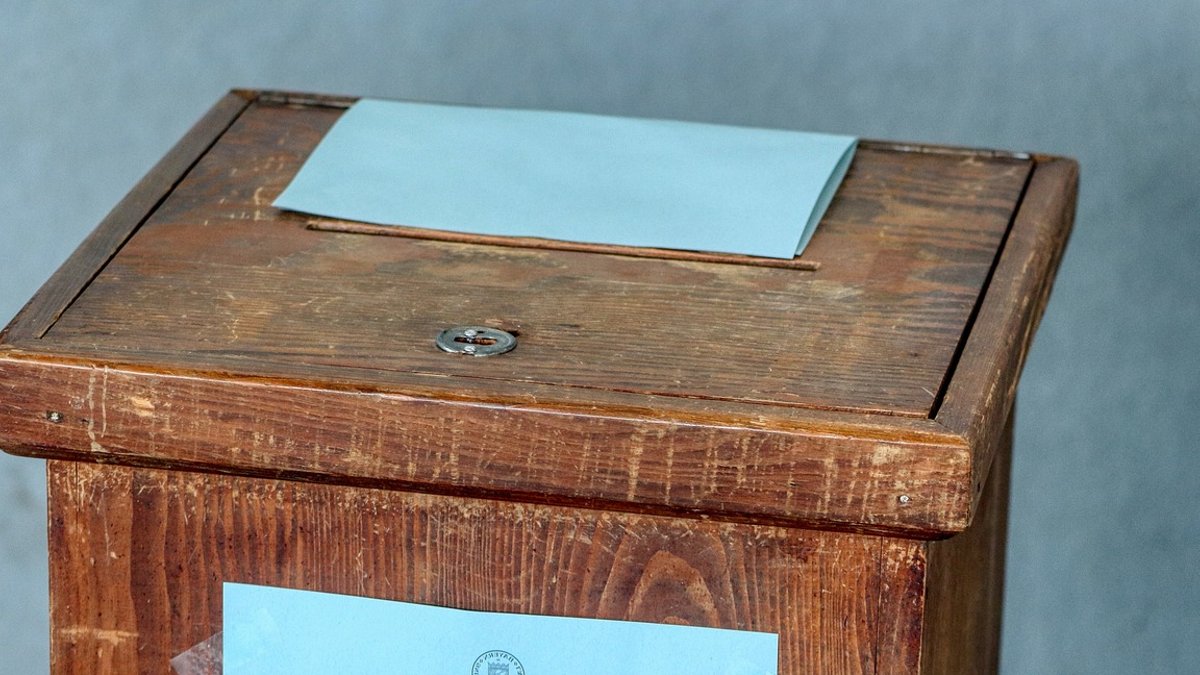 Ghana debates disenfranchisement as punishment Ghana debates disenfranchisement as punishment - voting ban