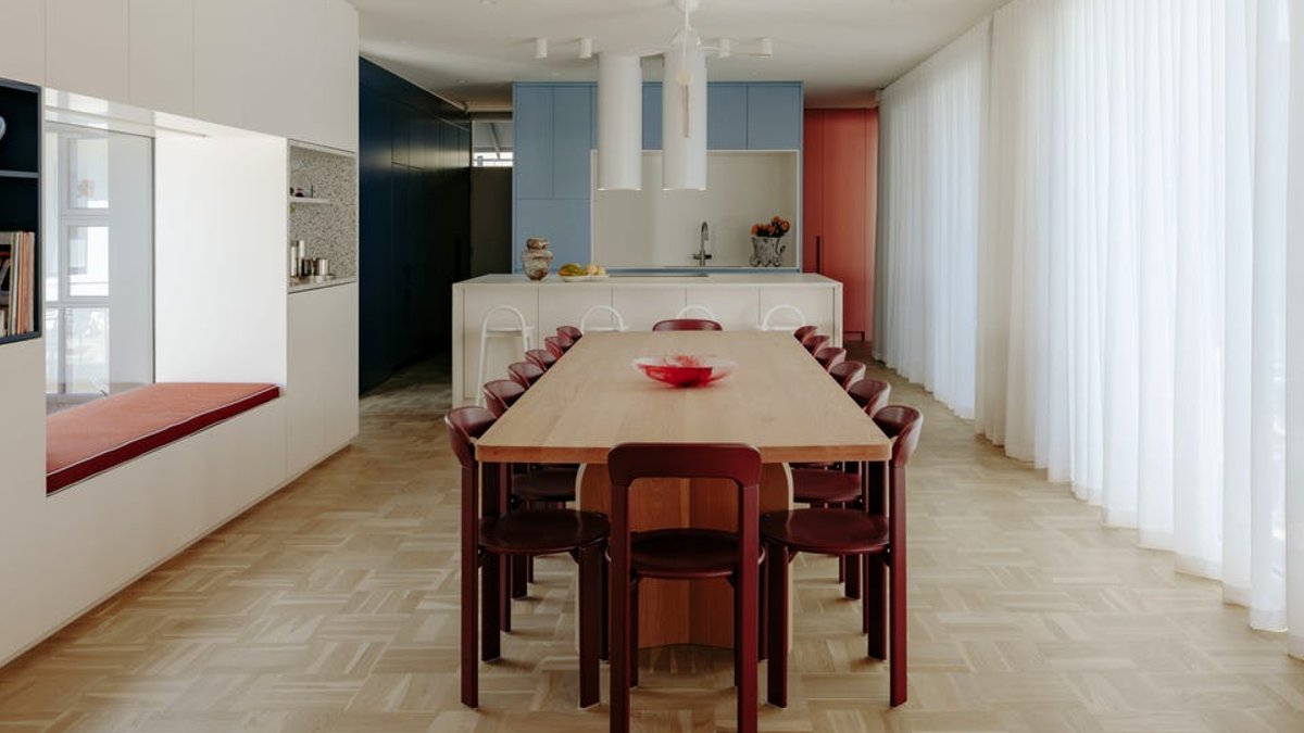 Australian Home Blends Old with New Style - australian home
