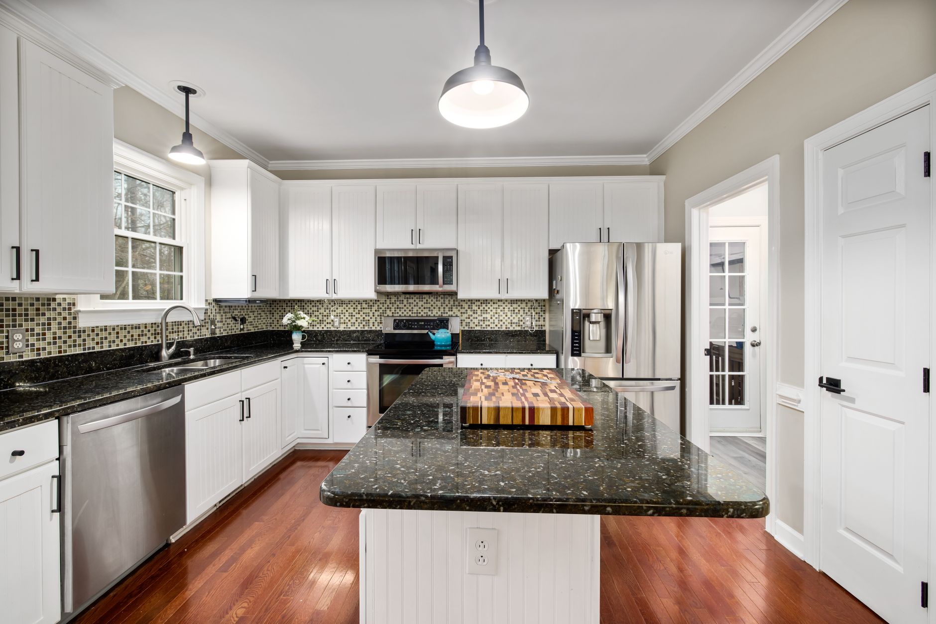 Kitchen Contractors Reveal the Most Durable Countertops for Busy Homes